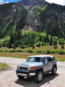 Превью обои toyota, автомобиль, джип, внедорожник, вид сбоку