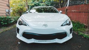 Превью обои toyota, автомобиль, спорткар, вид спереди