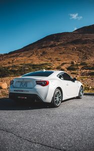 Превью обои toyota, автомобиль, спорткар, вид сзади, белый