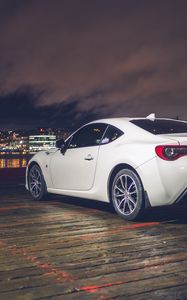 Превью обои toyota, автомобиль, вид сбоку, белый