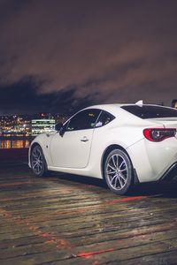 Превью обои toyota, автомобиль, вид сбоку, белый