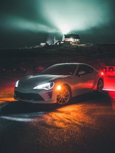 Превью обои toyota, автомобиль, вид сбоку, белый, фары