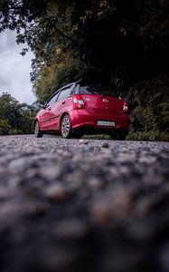 Превью обои toyota etios, toyota, автомобиль, вид сзади, красный