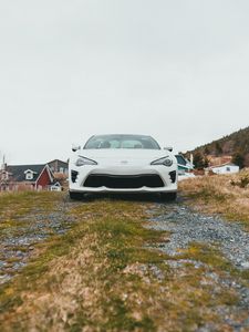 Превью обои toyota gt86, toyota, автомобиль, белый, деревня