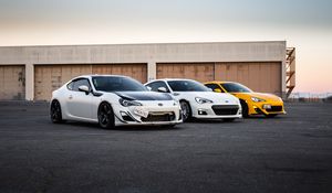 Превью обои toyota gt86, toyota, автомобиль, автомобили, белый