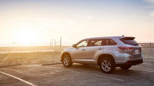 Превью обои toyota, highlander, вид сбоку