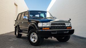 Превью обои toyota land cruiser, toyota, автомобиль, черный