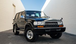 Превью обои toyota land cruiser, toyota, автомобиль, черный