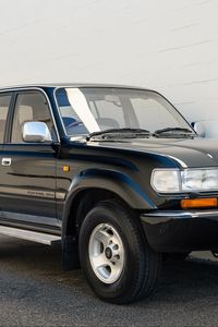 Превью обои toyota land cruiser, toyota, автомобиль, черный, внедорожник