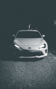 Превью обои toyota, машина, фары, вид спереди, чб