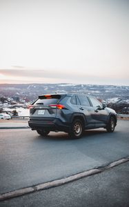 Превью обои toyota rav4, toyota, автомобиль, внедорожник, серый, дорога