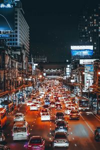 Превью обои трафик, автомобили, улица, ночь