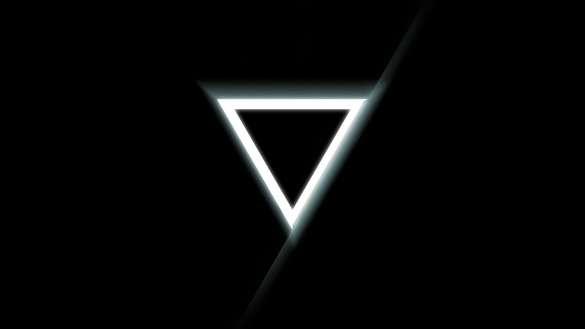 2048x1152 Обои треугольник, перевернутый, черный, фон