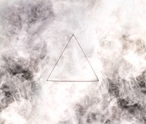 Превью обои треугольник, серый, рисунок, дым