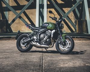 Превью обои triumph, мотоцикл, байк, зеленый