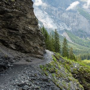 Превью обои тропа, скала, камни, горы, деревья