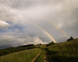 Превью обои тропа, трава, луг, радуга, пейзаж