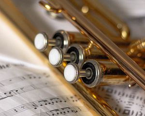 Превью обои труба, ноты, музыкальный инструмент, музыка