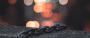 Превью обои цепь, блики, боке, размытость, огни