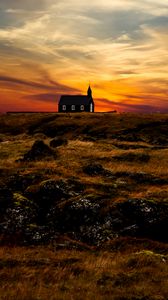 Превью обои церковь, храм, горизонт, закат, трава, небо, исландия