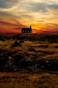 Превью обои церковь, храм, горизонт, закат, трава, небо, исландия
