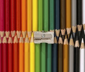 Превью обои цветные карандаши, набор, коллекция, точилка, креатив, идея