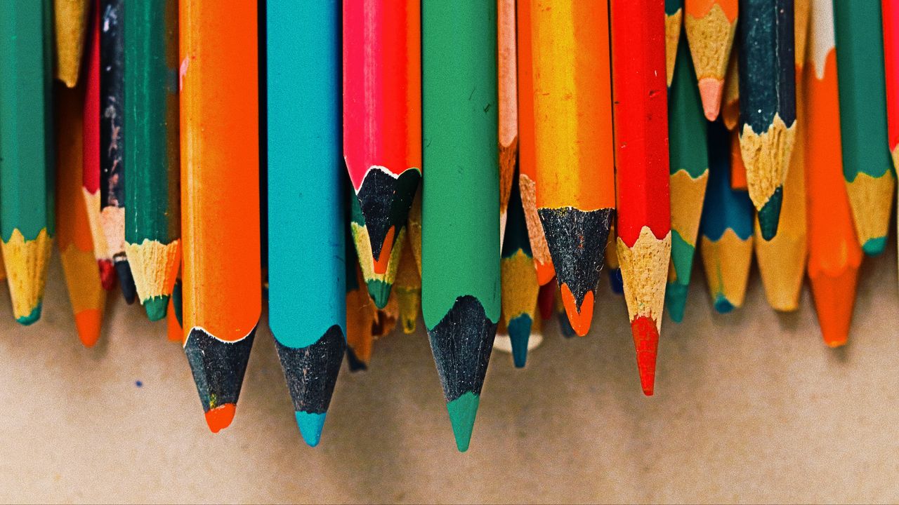 Обои цветные карандаши, набор, разноцветный, заточенный