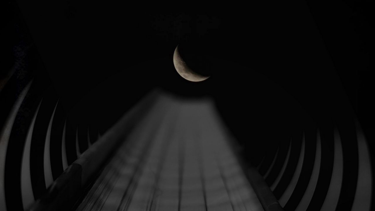 Обои туннель, луна, ночь, перспектива, небо, труба