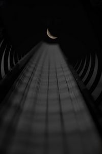 Превью обои туннель, луна, ночь, перспектива, небо, труба