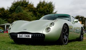 Превью обои tvr, автомобиль, зеленый