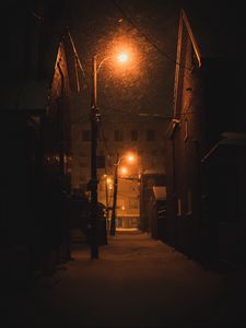 Превью обои улица, фонари, ночной город, метель, зима, темный