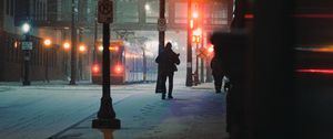 Превью обои улица, люди, ночь, снег, город