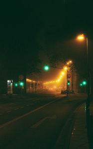 Превью обои улица, ночь, фонари, освещение, темный