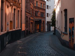 Превью обои улица, здания, брусчатка, архитектура, фонарь