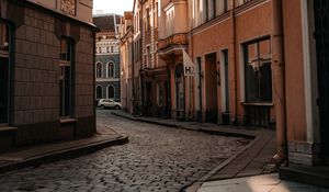 Превью обои улица, здания, дорога, двор