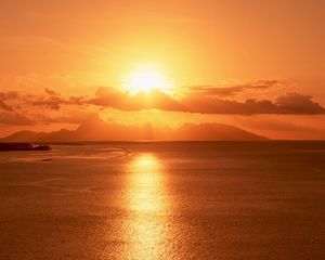 Превью обои вечер, закат, водная гладь, солнце, море