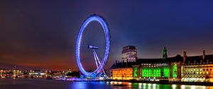 Превью обои великобритания, англия, лондон, столица, колесо обозрения, вечер, здания, архитектура, огни, подсветка, река, темза