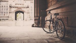 Превью обои велосипед, арка, стена
