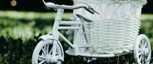 Превью обои велосипед, корзина, декоративный, белый, садовая фигура