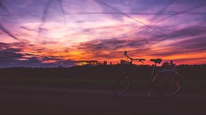 Превью обои велосипед, закат, небо, дорога