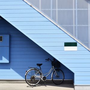 Превью обои велосипед, здание, архитектура