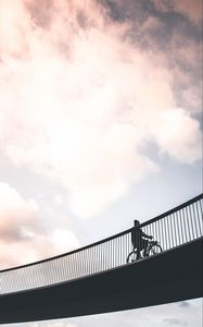 Превью обои велосипедист, минимализм, мост, небо