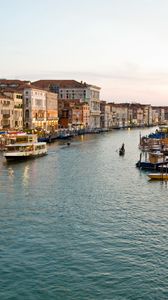 Превью обои венеция, канал, гондольеры, здания