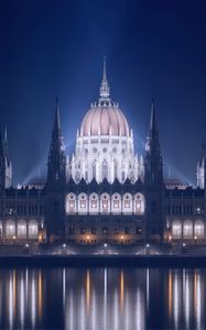 Превью обои венгрия, будапешт, ночь, здание, парламент, огни, подсветка, набережная, река, дунай, отражение