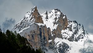 Превью обои вершина, горы, ущелье, лес, заснеженный, швейцария