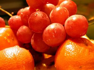 Превью обои виноград, апельсины, фрукты
