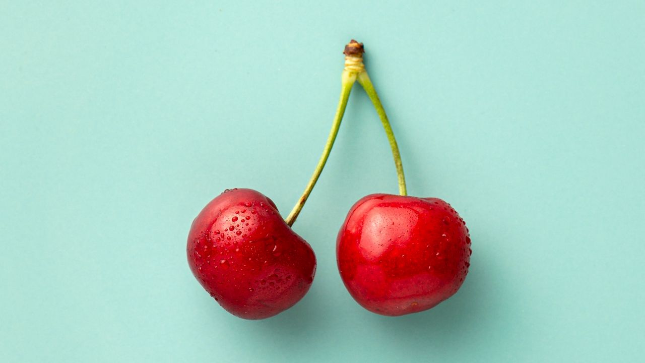 Обои вишни, ягоды, красный, капли