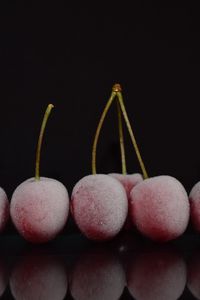 Превью обои вишня, ягоды, замороженные, отражение