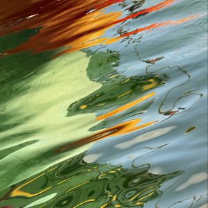 Превью обои вода, блики, отражение, искажение