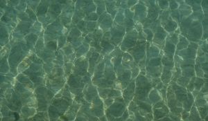 Превью обои вода, дно, блики, минимализм